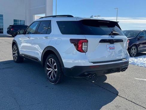Used 2020 Ford Explorer ST w/ Premium Technology Package image 5