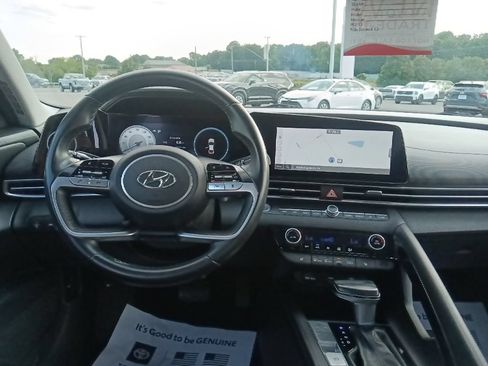 Used 2023 Hyundai Elantra Limited FWD image 27