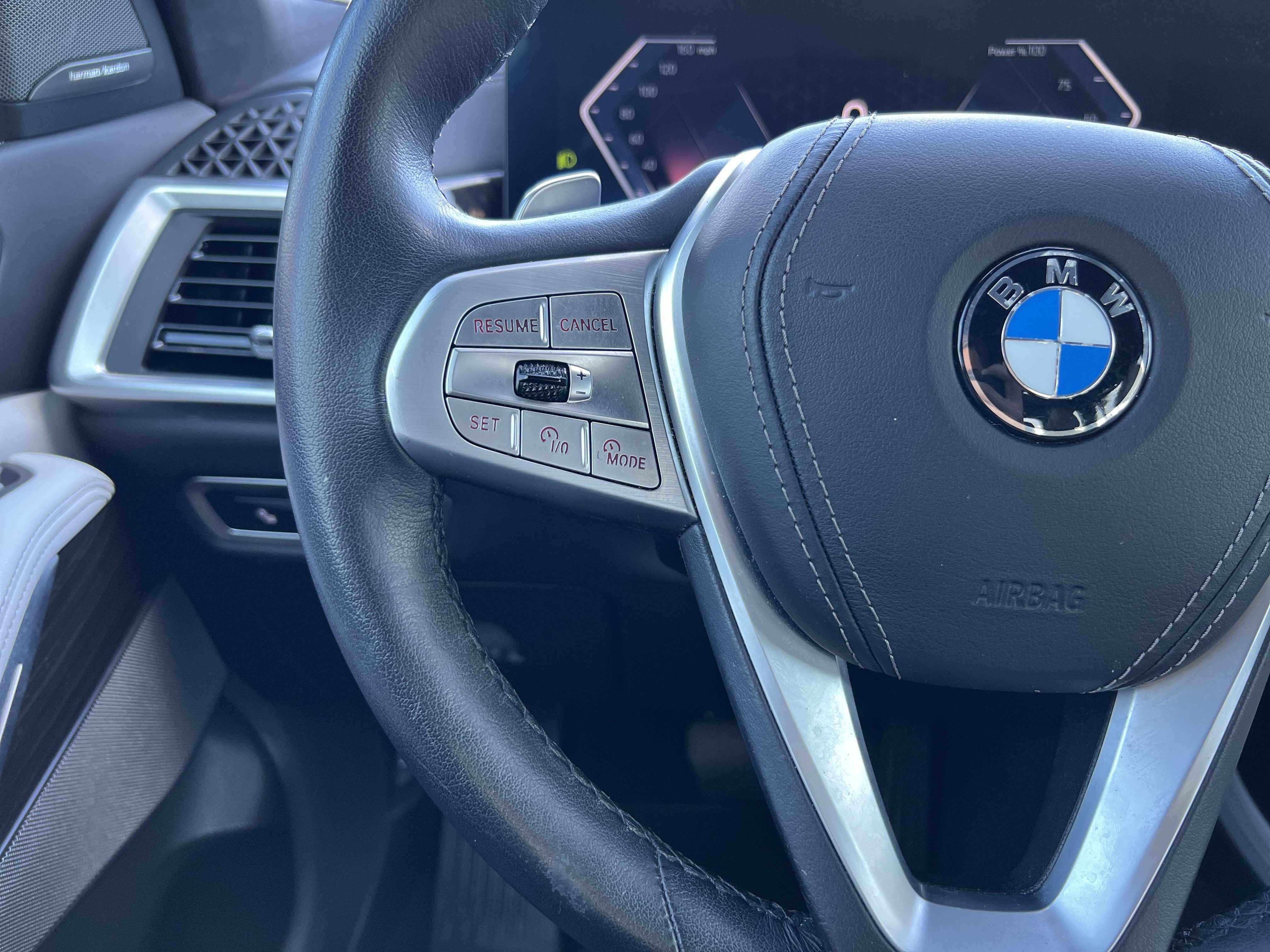 Certified 2024 BMW X7 xDrive40i w/ Premium Package AWD/4WD image 19