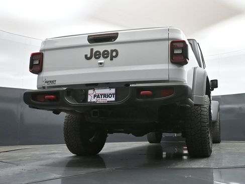 Used 2023 Jeep Gladiator Rubicon w/ LED Lighting Group AWD/4WD image 45