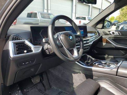 Used 2026 BMW X5 sDrive40i RWD image 19