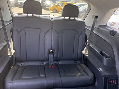 Used 2017 Audi Q7 3.0T Prestige w/ Prestige Package image 20