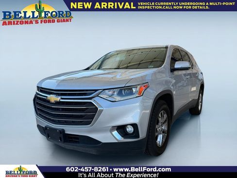 Used 2019 Chevrolet Traverse LT FWD image 1