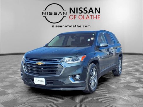 Used 2019 Chevrolet Traverse LT w/ LT Premium Package image 1