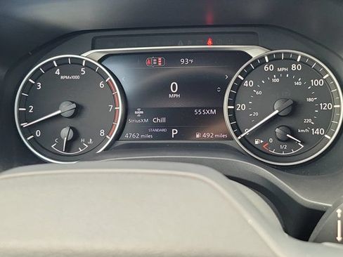Certified 2026 Nissan Rogue SV FWD image 23