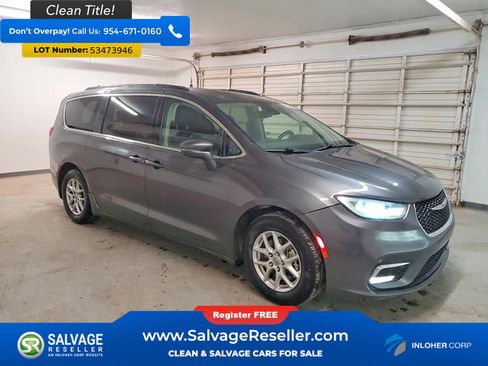 Used 2022 Chrysler Pacifica Touring-L FWD image 5