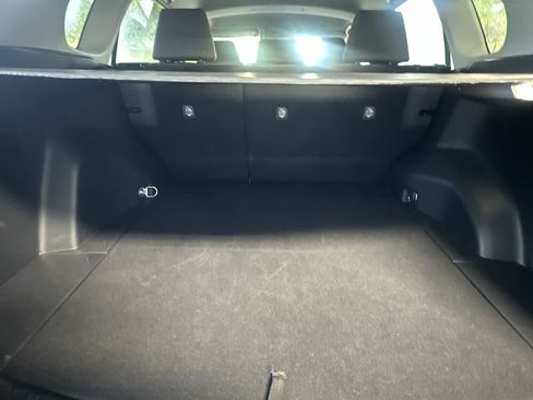 Used 2025 Toyota RAV4 XLE FWD image 25