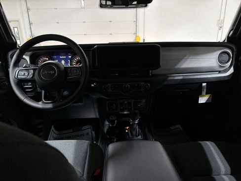 New 2026 Jeep Gladiator Sport image 10