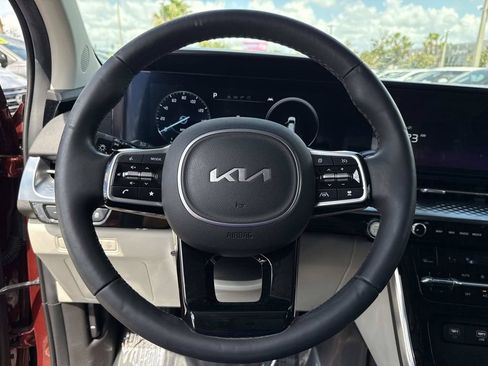 Used 2024 Kia Carnival SX Prestige FWD image 58