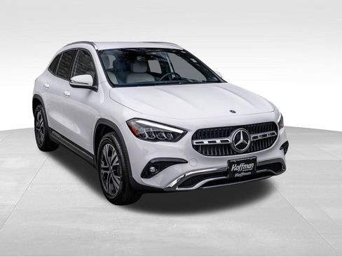 Used 2025 Mercedes-Benz GLA 250 4MATIC image 1