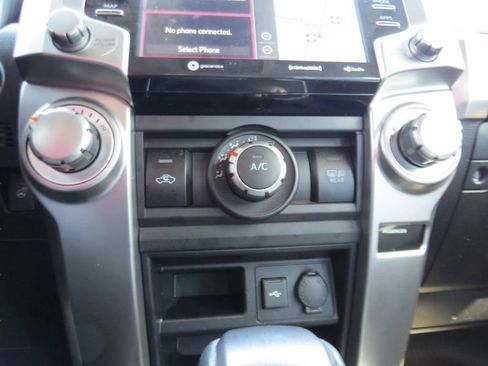 Used 2023 Toyota 4Runner SR5 Premium w/ Moonroof Package image 25