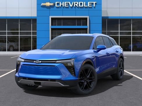 Used 2025 Chevrolet Blazer EV LT w/ Super Cruise Package AWD/4WD image 54