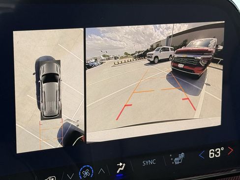 New 2026 Chevrolet Traverse Z71 w/ Driver Confidence Package image 15