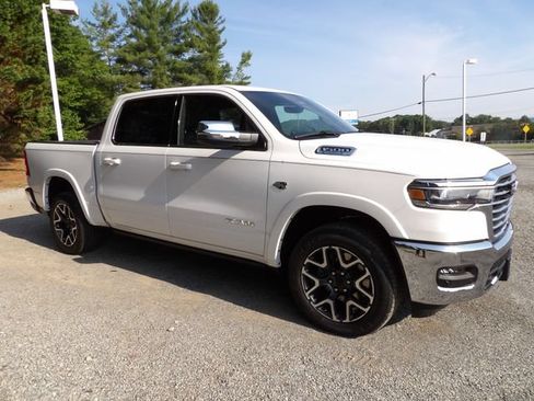 New 2026 RAM 1500 Laramie AWD/4WD image 6