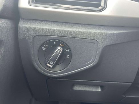 Used 2022 Volkswagen Atlas SEL AWD/4WD image 22