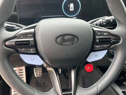 Used 2025 Hyundai Elantra N FWD image 11