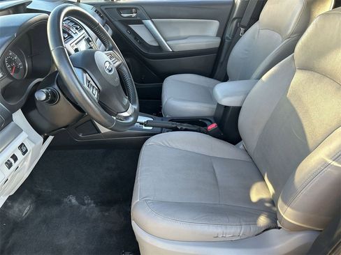 Used 2014 Subaru Forester 2.5i Limited w/ Popular Package #2 image 16