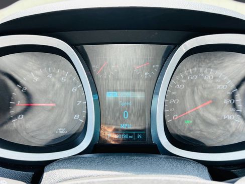 Used 2015 Chevrolet Equinox LS image 10