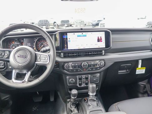 New 2026 Jeep Wrangler Unlimited Sahara AWD/4WD image 46
