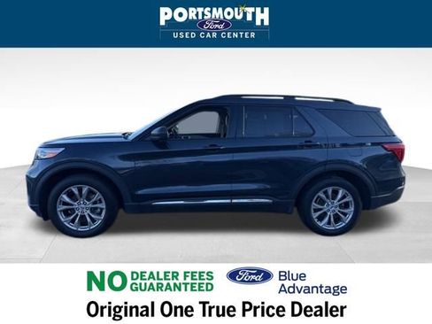 Used 2023 Ford Explorer XLT w/ Equipment Group 202A image 2