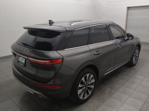 Used 2020 Lincoln Corsair Reserve FWD image 9