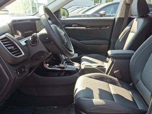 New 2026 Kia Seltos EX image 8