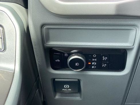 Used 2023 Ford F150 XLT AWD/4WD image 13
