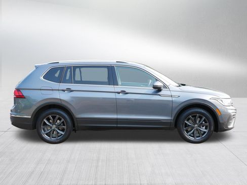 Certified 2024 Volkswagen Tiguan SE AWD/4WD image 8