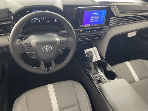 New 2026 Toyota Camry SE image 19