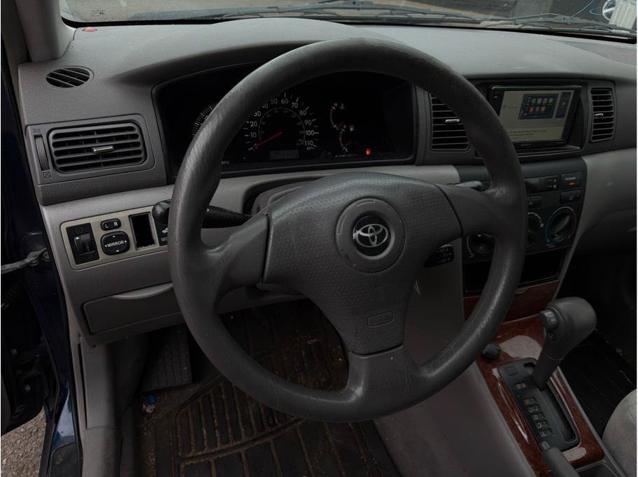 Used 2006 Toyota Corolla LE w/ JBL Value Pkg FWD image 2