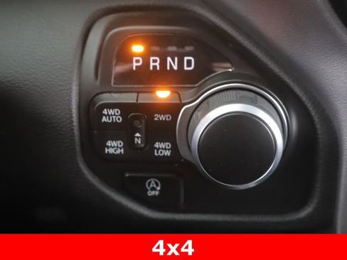 Used 2024 RAM 1500 Big Horn AWD/4WD image 23