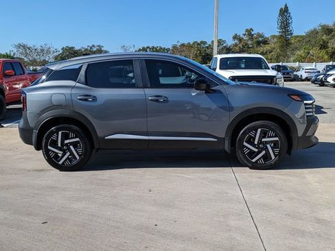 New 2026 Nissan Kicks SV w/ SV Premium Package FWD image 4