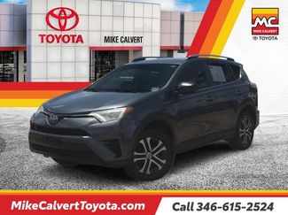 Used 2017 Toyota RAV4 LE w/ All Weather Liner Package FWD video 1