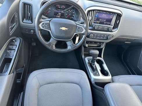 Used 2019 Chevrolet Colorado LT w/ LT Convenience Package image 8