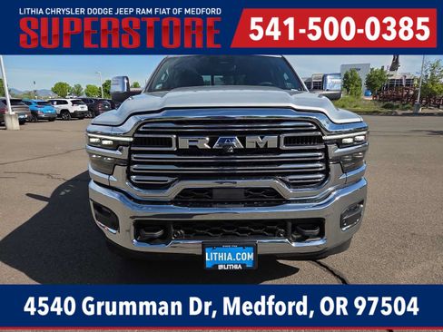 New 2026 RAM 3500 Laramie AWD/4WD image 14