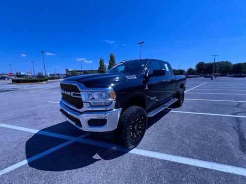Used 2019 RAM 2500 Tradesman AWD/4WD image 4