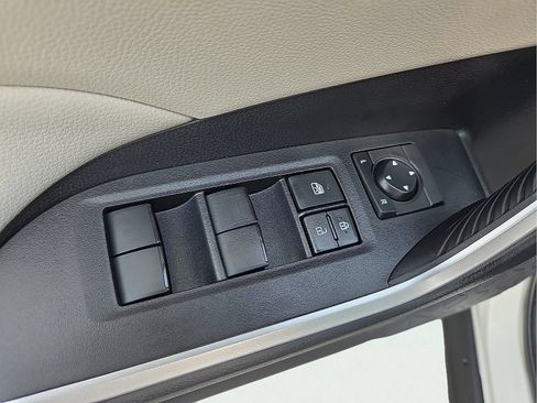 Used 2020 Toyota RAV4 XLE FWD image 15