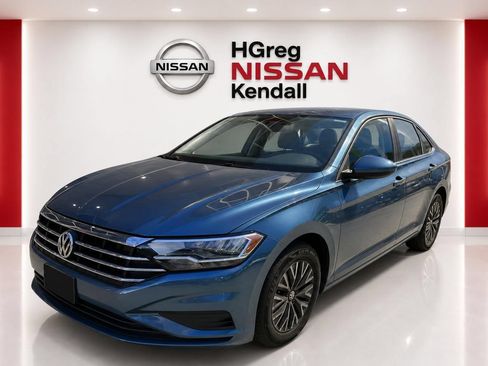 Used 2021 Volkswagen Jetta S w/ Driver Assistance Package FWD image 3