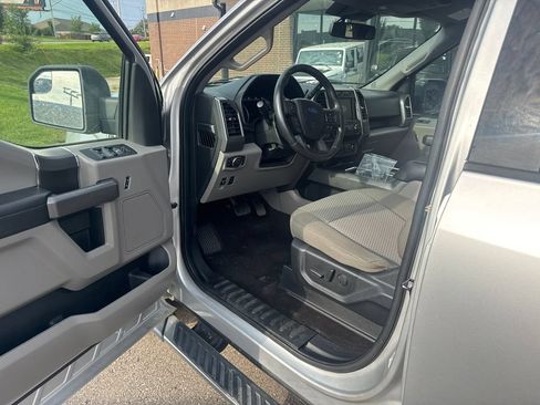 Used 2019 Ford F150 XLT w/ Equipment Group 302A Luxury AWD/4WD image 2