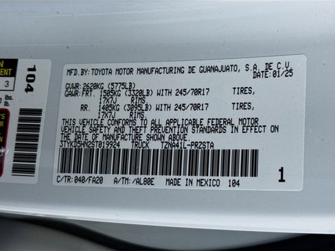 Used 2025 Toyota Tacoma SR image 37