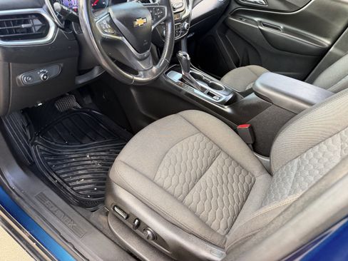 Used 2019 Chevrolet Equinox LT FWD image 23