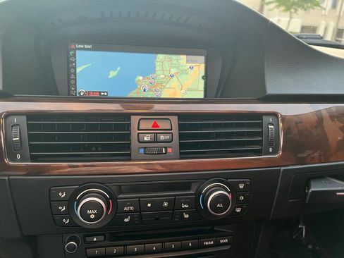 Used 2011 BMW 328i Sedan image 18