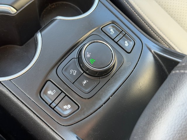 Certified 2021 GMC Terrain SLE w/ Driver Convenience Package FWD image 26