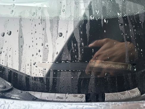 Used 2018 BMW 330i Sedan image 20