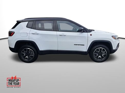 New 2026 Jeep Compass Trailhawk image 7