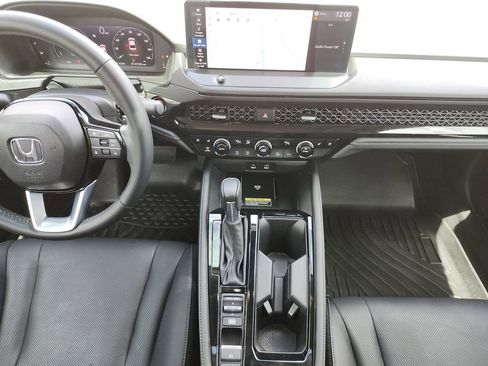 Used 2024 Honda Accord Touring image 15