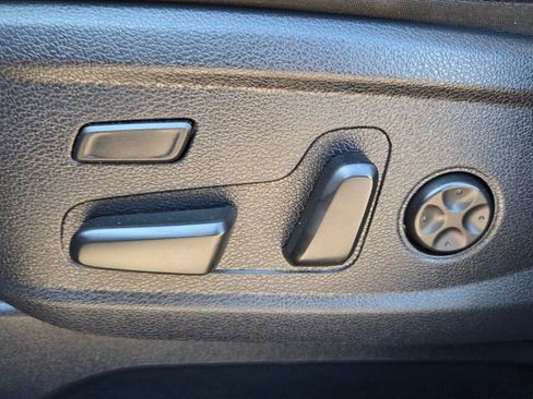 Used 2020 Hyundai Palisade Limited image 18