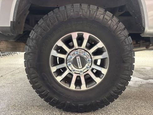 Used 2020 Ford F250 Lariat image 21