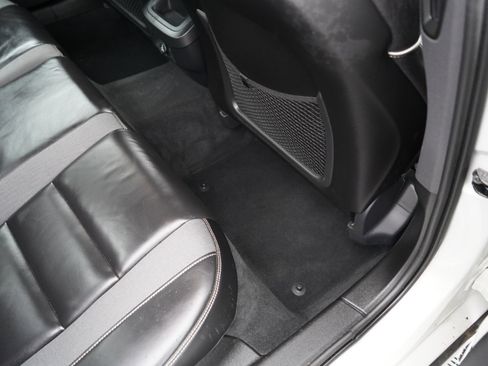 Used 2019 Volvo S60 T6 R-Design image 73