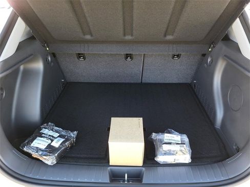 New 2026 Hyundai Kona Limited image 9